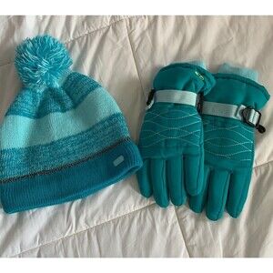 Champion C9 Hat & gloves